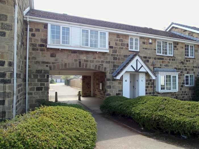 1 Bedroom Flat To Rent In Kirk Lane, Yeadon, Leeds LS19