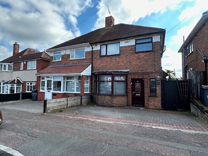 3 Bedroom Semi Detached House To Rent In Averil Road, Leicester, LE5
