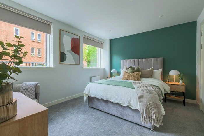 2 Bedroom Apartment To Rent In Dalian, Vincent Street, Glasgow, G3