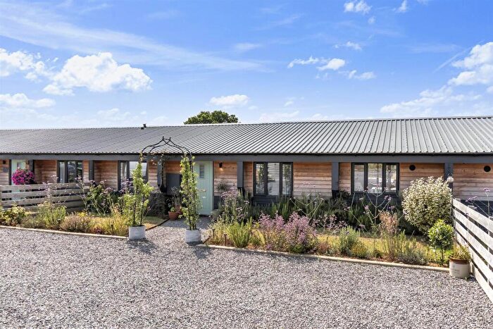 4 Bedroom Semi-Detached House For Sale In Kerswell, Cullompton, EX15