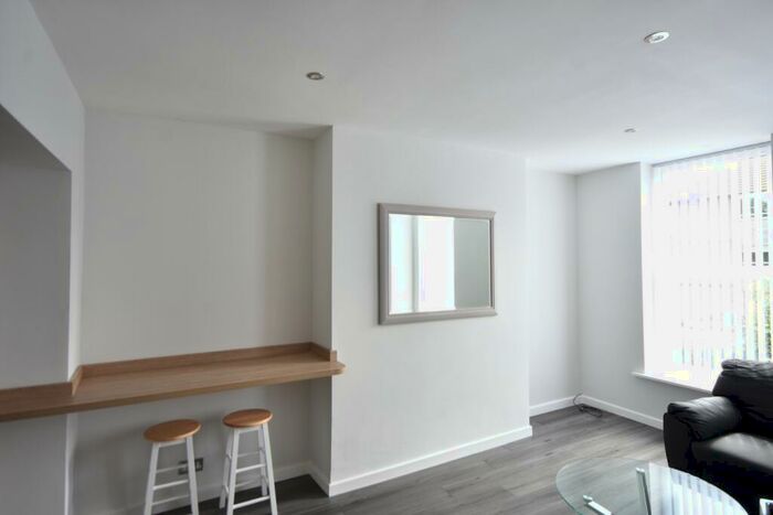 2 Bedroom Apartment To Rent In Akenside Terrace, Jesmond, NE2