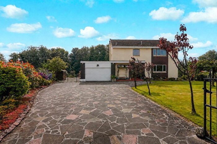 4 Bedroom Detached House For Sale In Ford Road, Bonnybridge, Stirlingshire, FK4