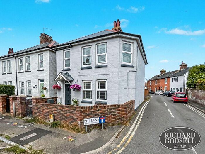 3 Bedroom Detached House For Sale In Stanpit, Christchurch, BH23