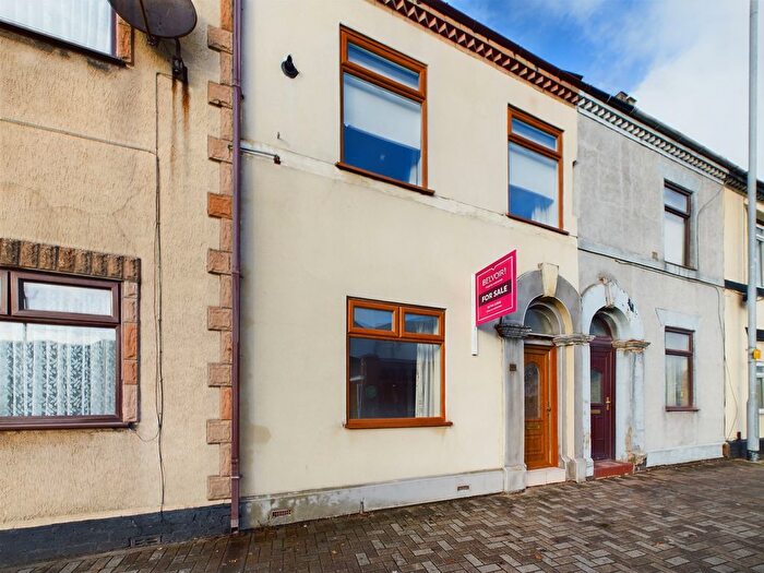 3 Bedroom Terraced House For Sale In Milton Road, Widnes, WA8