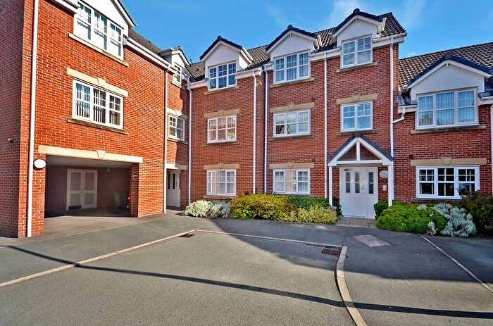 2 Bedroom Detached House To Rent In Iona Crescent, Widnes, WA8