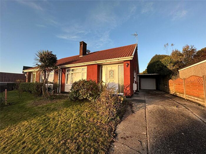 2 Bedroom Bungalow For Sale In Ash Grove, Biscovey, Par, PL24