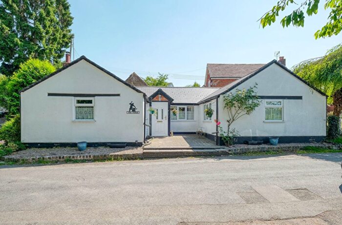 2 Bedroom Detached Bungalow For Sale In Holt Hill, Beoley, B98