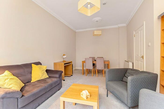 2 Bedroom Duplex For Sale In Upper Gray Street, South Side, Edinburgh, EH9