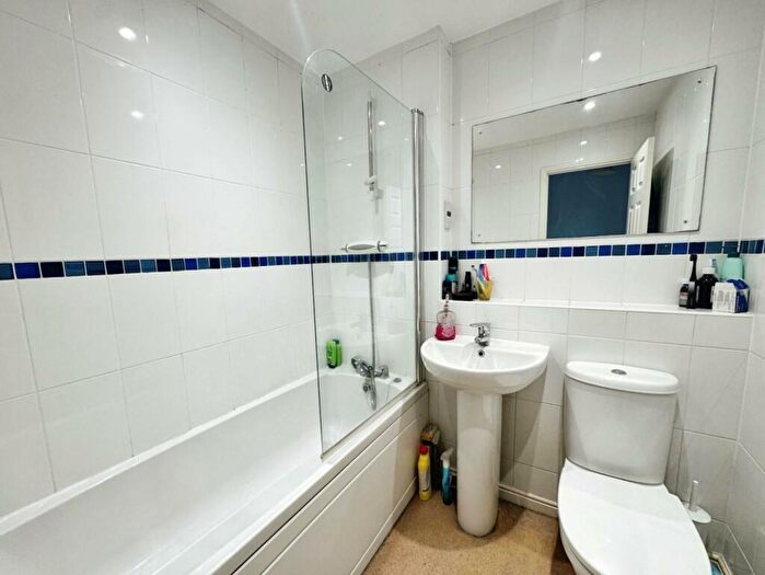 2 Bedroom End Of Terrace House For Sale In Bremridge Close, Barford, CV35