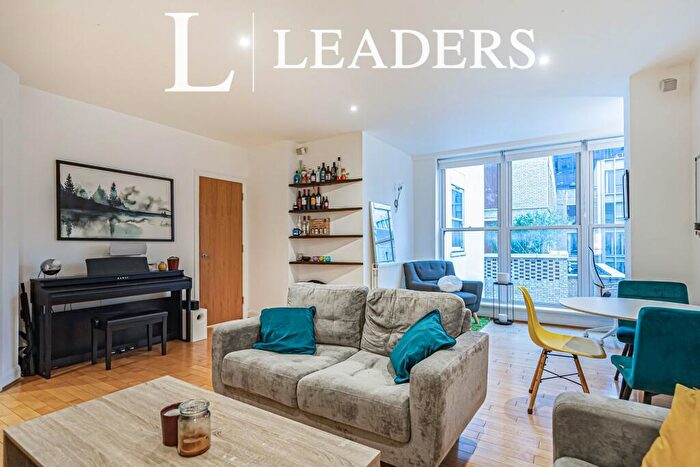 2 Bedroom Flat To Rent In London, EC1A