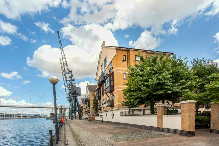 2 Bedroom Apartment To Rent In Charlotte House, Fairfax Mews, E16