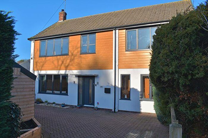 4 Bedroom Detached House For Sale In Woodhill Road, Collingham, NG23