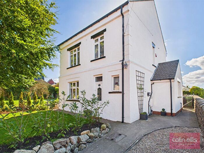 4 Bedroom Detached House For Sale In Main Street, Cayton, YO11
