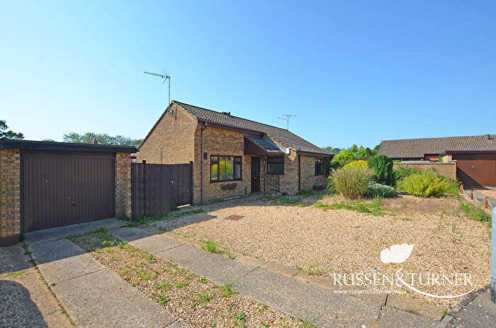2 Bedroom Semi-Detached Bungalow For Sale In Grimshoe Road, Downham Market, PE38
