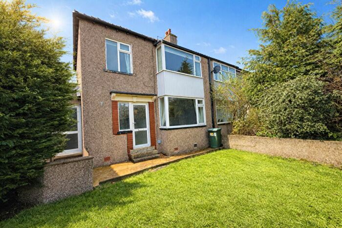 3 Bedroom Semi-Detached House For Sale In Crewgarth Road, Morecambe, LA3