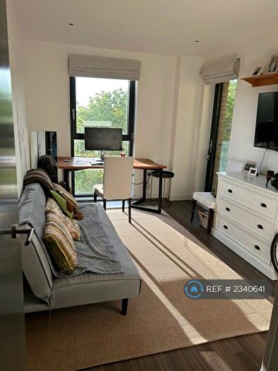 2 Bedroom Flat To Rent In Constance Green Court, London, E2
