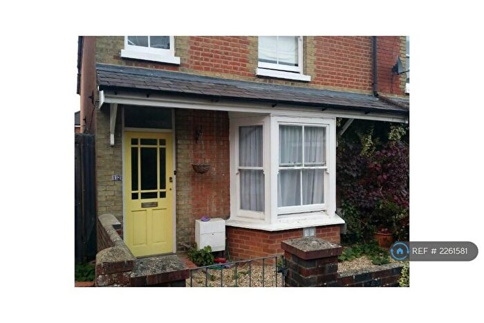 1 Bedroom Flat To Rent In Carlos Street, Godalming, GU7