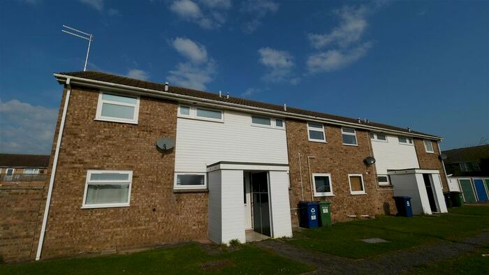 1 Bedroom Flat To Rent In Shakespeare Road, St. Ives, Huntingdon, PE27