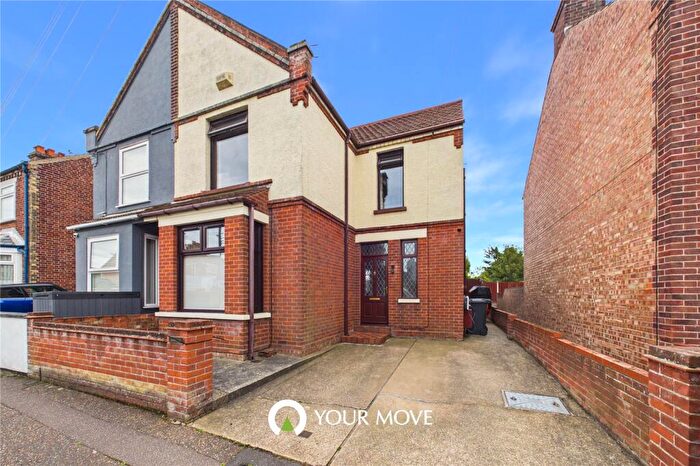 3 Bedroom Semi-Detached House For Sale In Colomb Road, Gorleston, Great Yarmouth, Norfolk, NR31