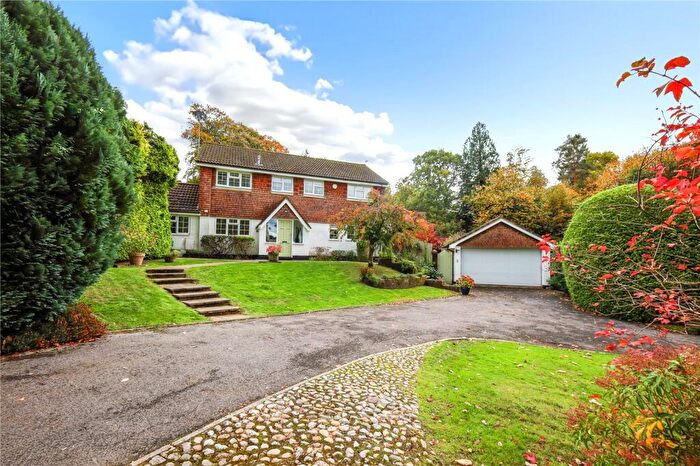 4 Bedroom Detached House For Sale In The Moorings, Hindhead, Surrey, GU26