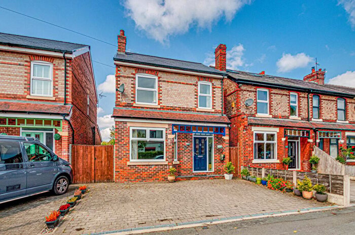 3 Bedroom Detached House To Rent In Brook Road, Urmston, Manchester, M41