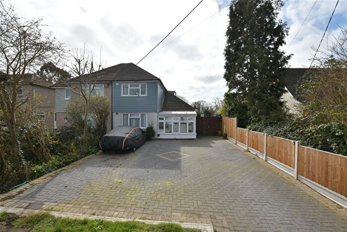 3 Bedroom Semi Detached Bungalow For Sale In Glebe Road, Wickford, Essex, SS11