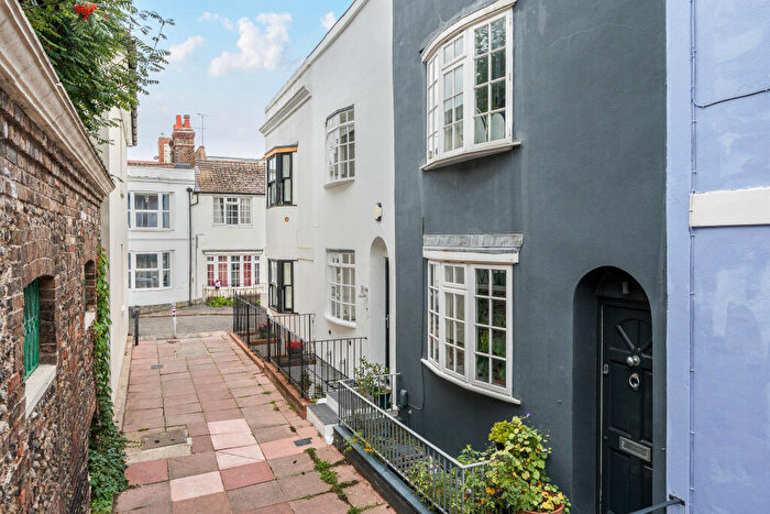 3 Bedroom Town House For Sale In Blenheim Place, Brighton, BN1