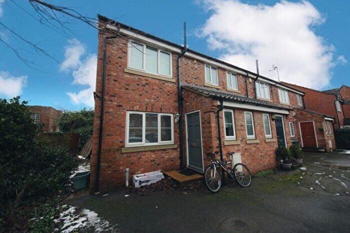 4 Bedroom Town House To Rent In Osbaldwick Lane Derwent House Mews, York, YO10