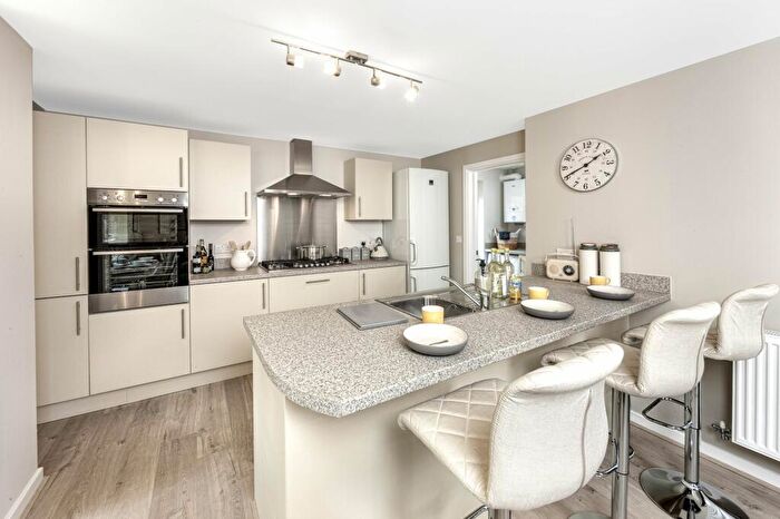 4 Bedroom Detached House For Sale In St Laurence Avenue, Aylesford, Maidstone, Kent, ME16
