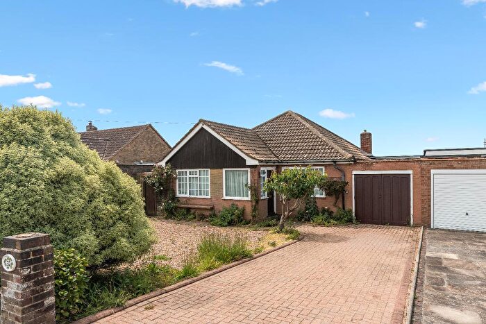 4 Bedroom Bungalow For Sale In Marine Drive, Bishopstone, Seaford, East Sussex, BN25