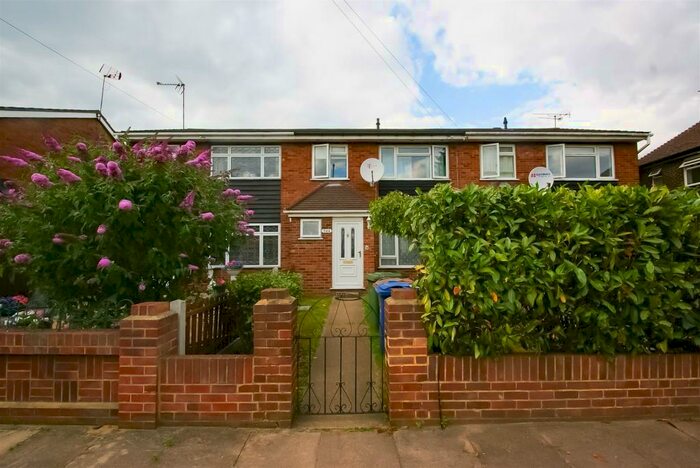 3 Bedroom Terraced House To Rent In London Road, Grays, RM20