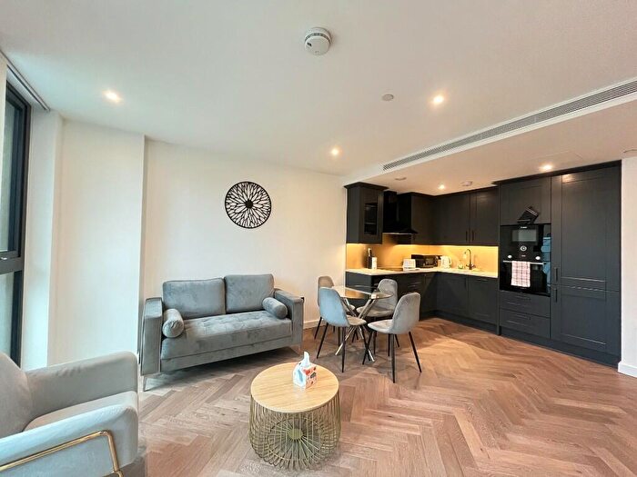 1 Bedroom Flat To Rent In Merino Gardens, London, E1W