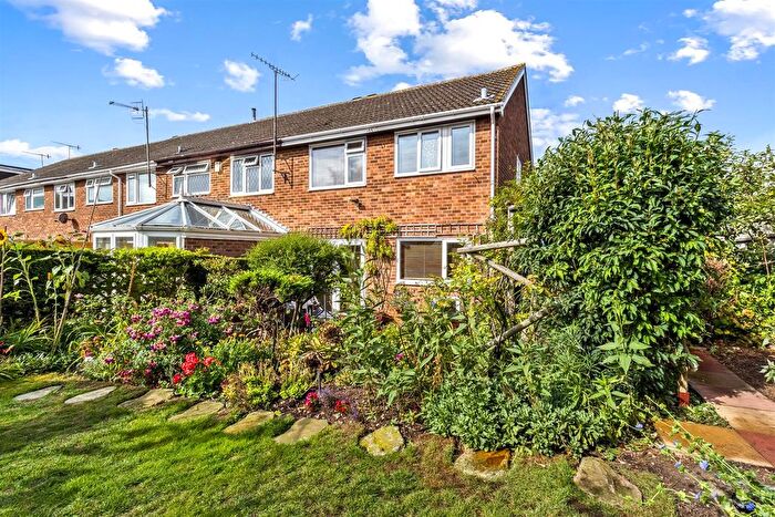 3 Bedroom End Terrace House For Sale In Roman Walk, Sompting, BN15