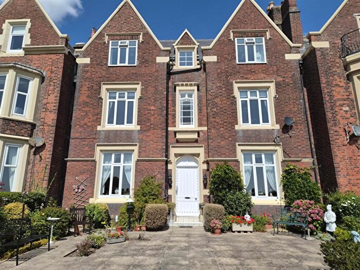 2 Bedroom Apartment For Sale In East Beach, Lytham, FY8