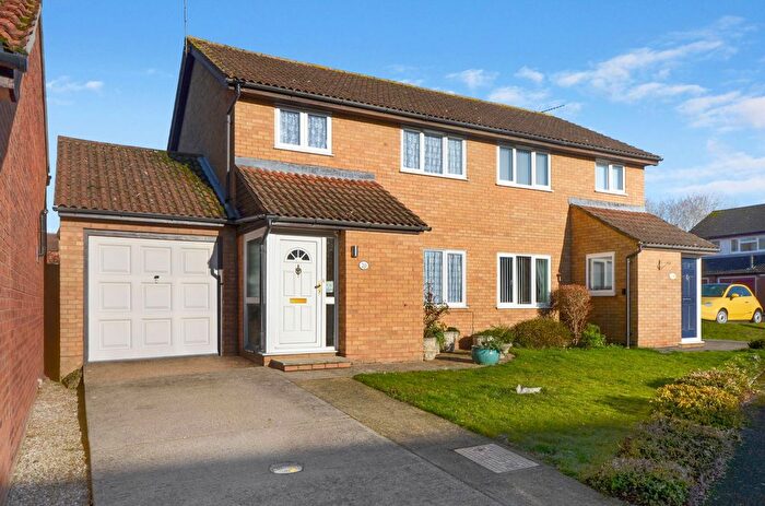 3 Bedroom Semi Detached House For Sale In Greenhill Park, Bishop's Stortford, CM23