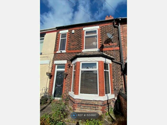 2 Bedroom Terraced House To Rent In Chapel Road, Penketh, Warrington, WA5
