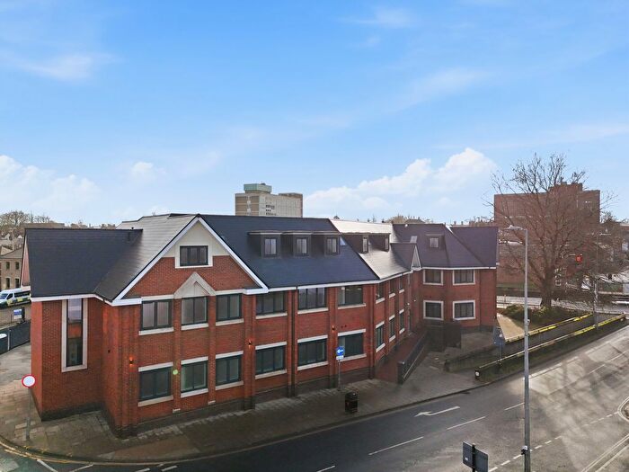 1 Bedroom Flat To Rent In Headgate, Colchester, CO3