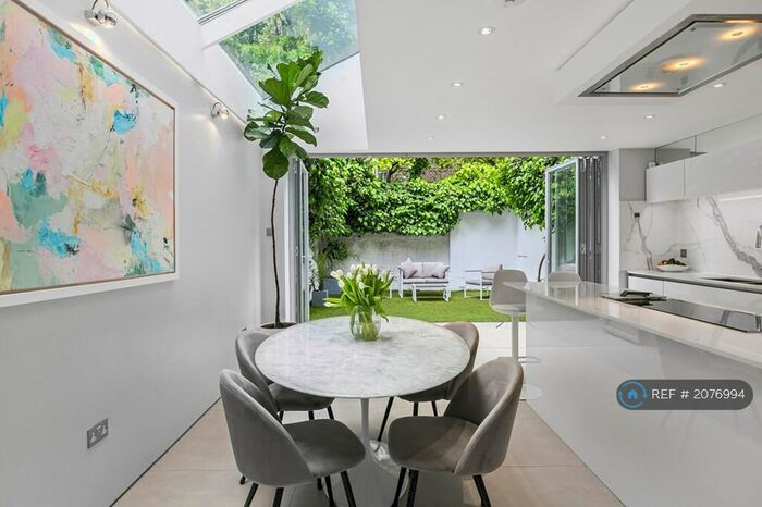 4 Bedroom Terraced House To Rent In Rosenau Crescent, London, SW11