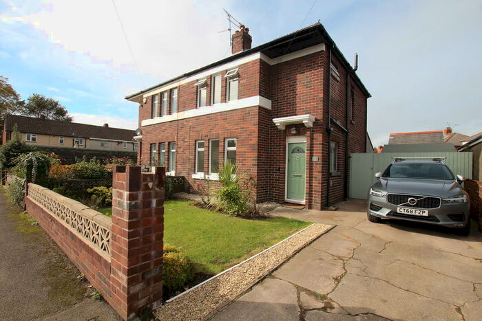 3 Bedroom Semi-Detached House To Rent In Llwyn Derw Road, Whitchurch, Cardiff, CF14