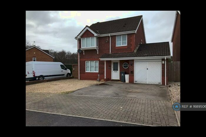 3 Bedroom Detached House To Rent In Hollington Drive, Pontprennau, Cardiff, CF23