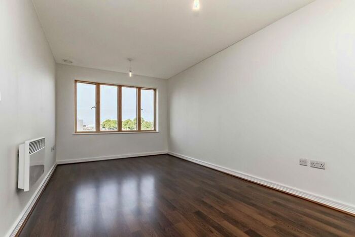 1 Bedroom Flat To Rent In Drayton Green Road, London, W13