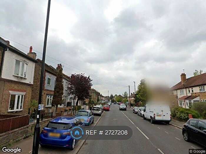 3 Bedroom Terraced House To Rent In Worton Road, Isleworth, TW7