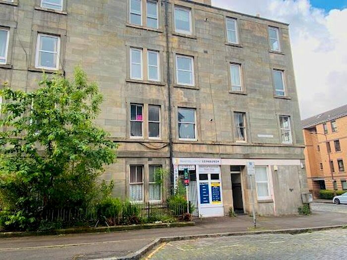 1 Bedroom Flat To Rent In Cathcart Place, Edinburgh, EH11