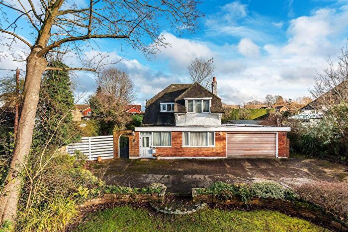 3 Bedroom Detached House For Sale In The Park, Great Bookham, KT23