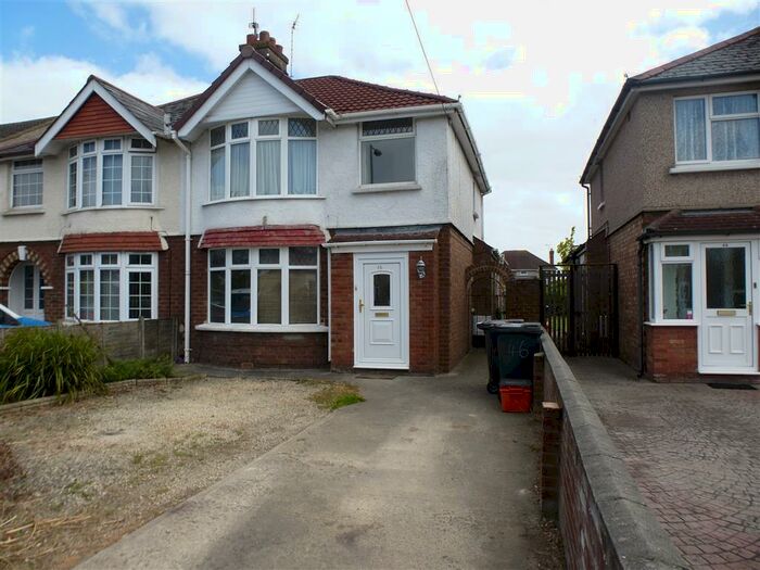 3 Bedroom House To Rent In Northern Road, Swindon, SN2