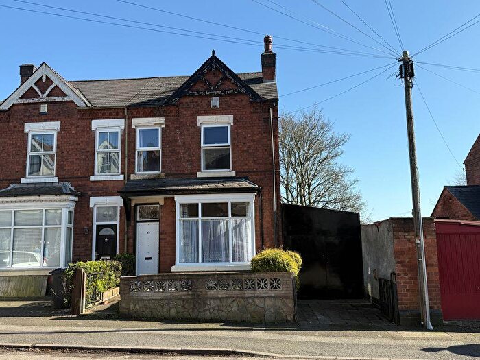 3 Bedroom Semi Detached House For Sale In Anderson Road, Birmingham, B23
