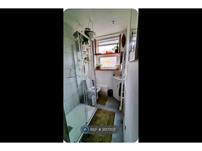 1 Bedroom Flat To Rent In Crescent Road, Ramsgate, CT11