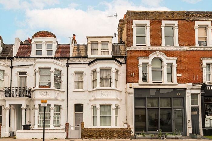 2 Bedroom Flat To Rent In Dawes Road, Fulham, SW6