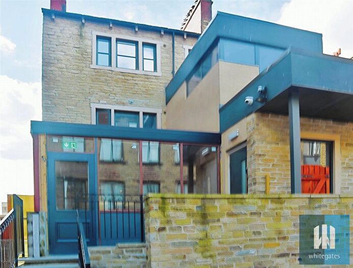 1 Bedroom Flat To Rent In Florences Apartments, Macaulay Street, Huddersfield, HD1