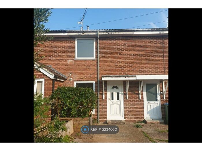 2 Bedroom Terraced House To Rent In Stoneage Close, Bognor Regis, PO22